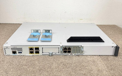 Cisco Catalyst 9200L Uplink Network Essentials Switch Beschreibung lesen