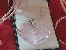 LALIQUE HEART DEPICTING TWO ANGEL CHERUBS 9CT GOLD - X DISPLAY MODEL  FABULOUS