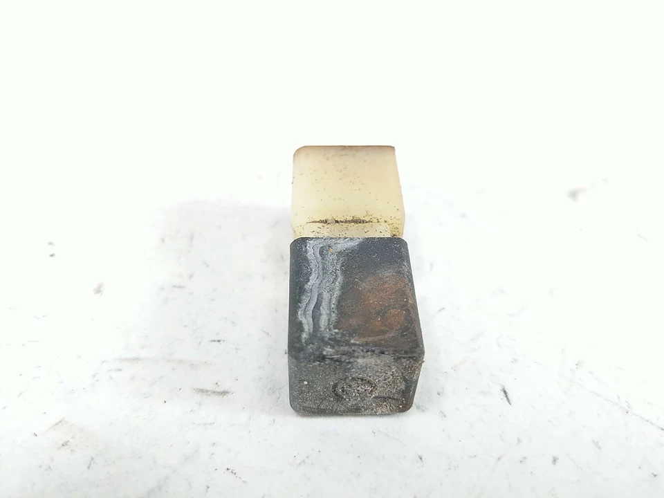 Relé de motor Kawasaki KLR 650 01 Foto 2 de 4