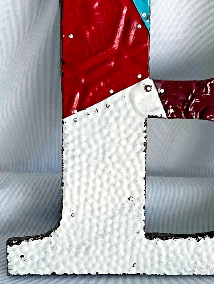 Винтажная антикварная потолочная плитка оловянная буква инициал B многоцветный фермерский домик 12X12 дюймов🍒 - Изображение 3 из 4