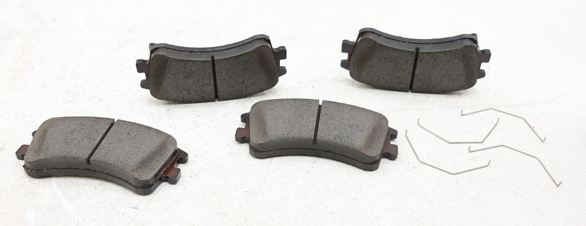NEW OEM Mazda Disc Brake Pad Set Front G2YS3328Z Mazda 6 2003-2005