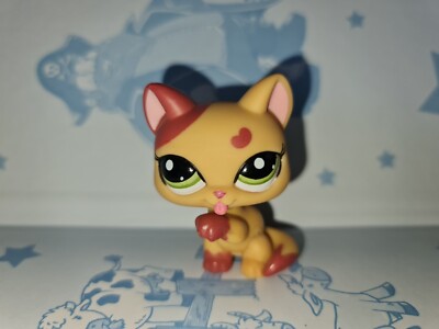 Littlest Pet Shop #2355 Tan Brown Mauve Paw Up Licking Cat Green Eyes