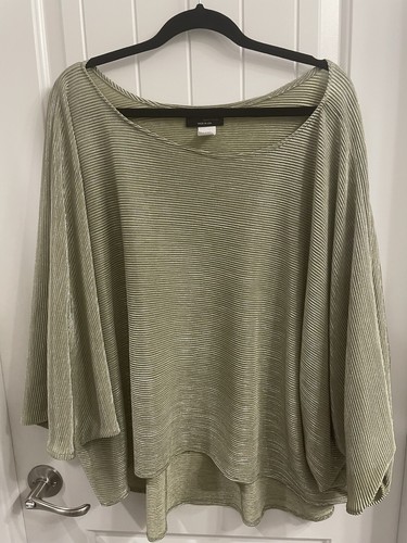 Suzanne Vinnik Poncho Einheitsgröße grün metallic Oberteil