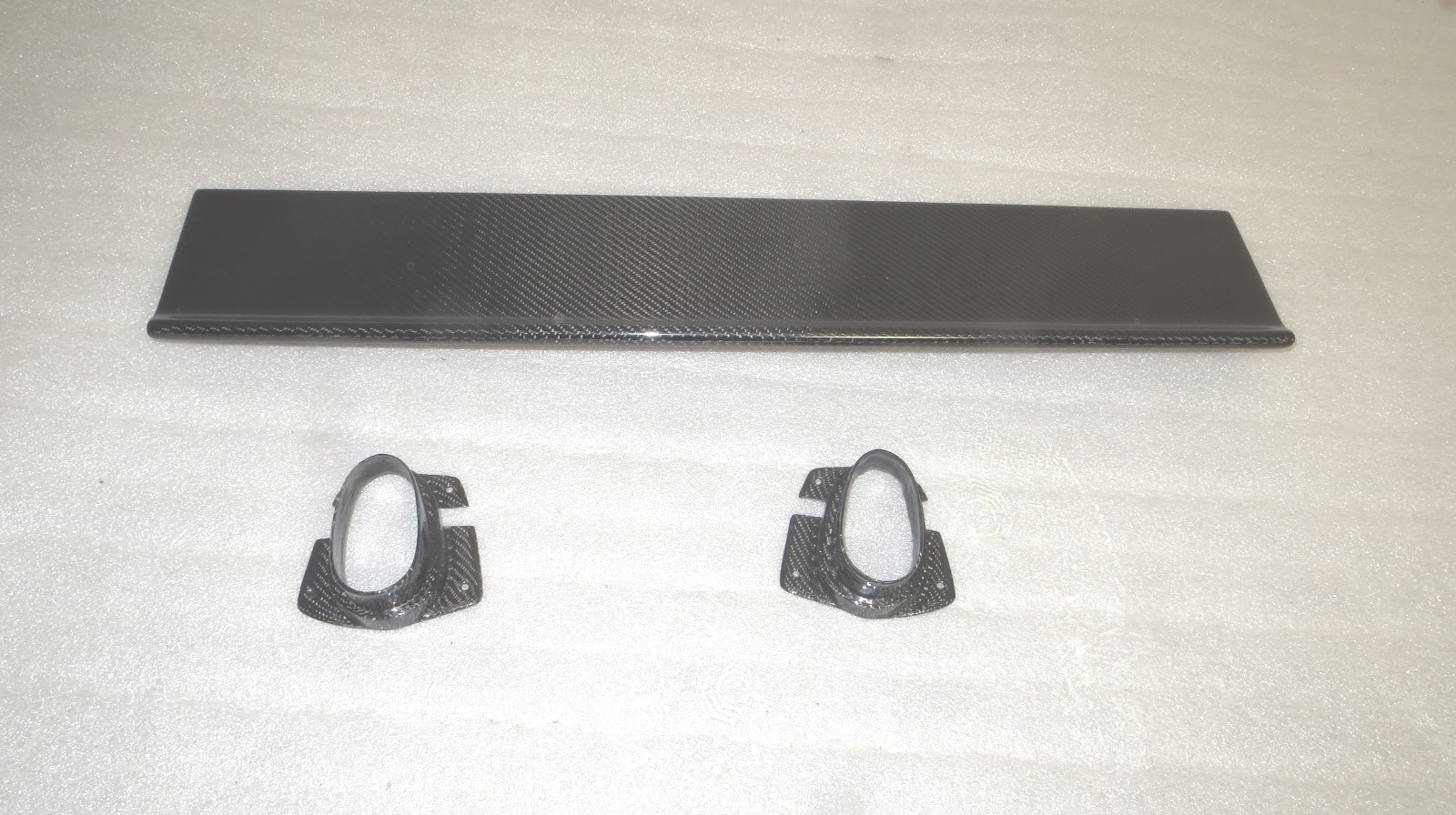 Picture 1 of 1