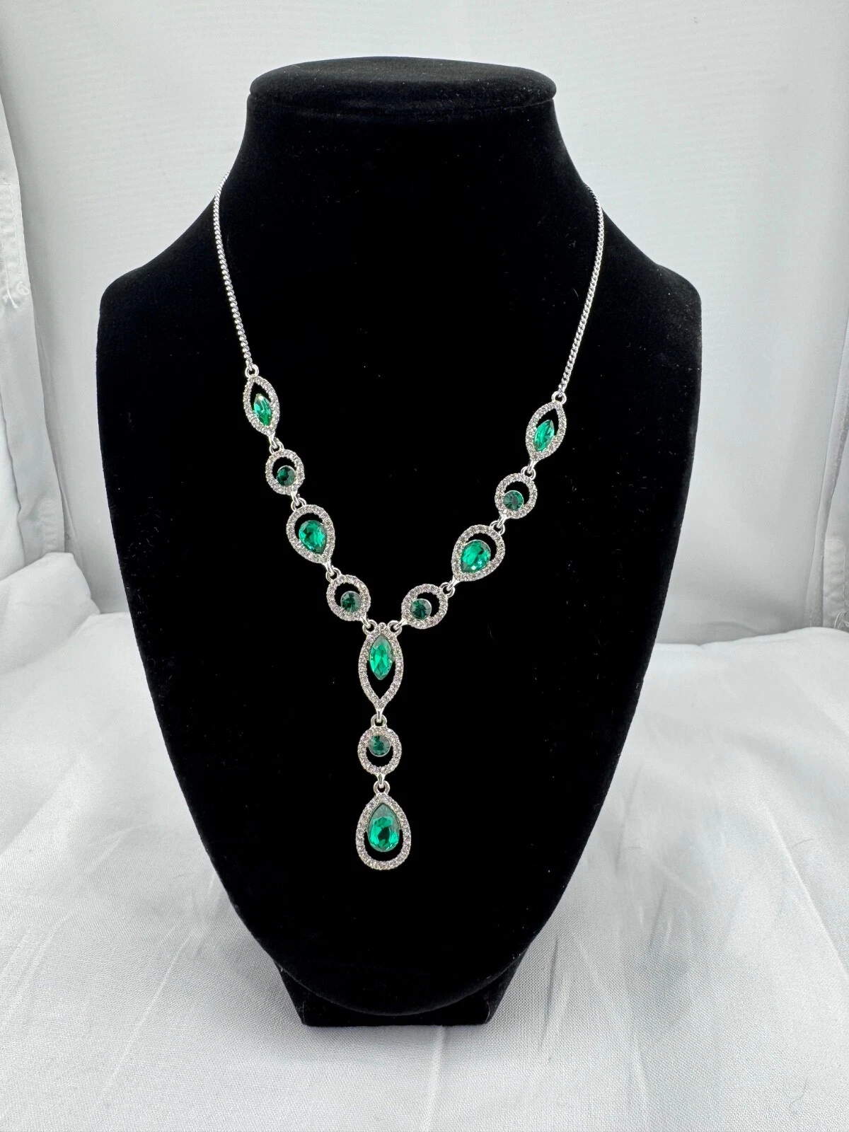 Givenchy Bracciale Collana Tono Argento Pietre Verde Bianco Pavè Y Pietra Lariat