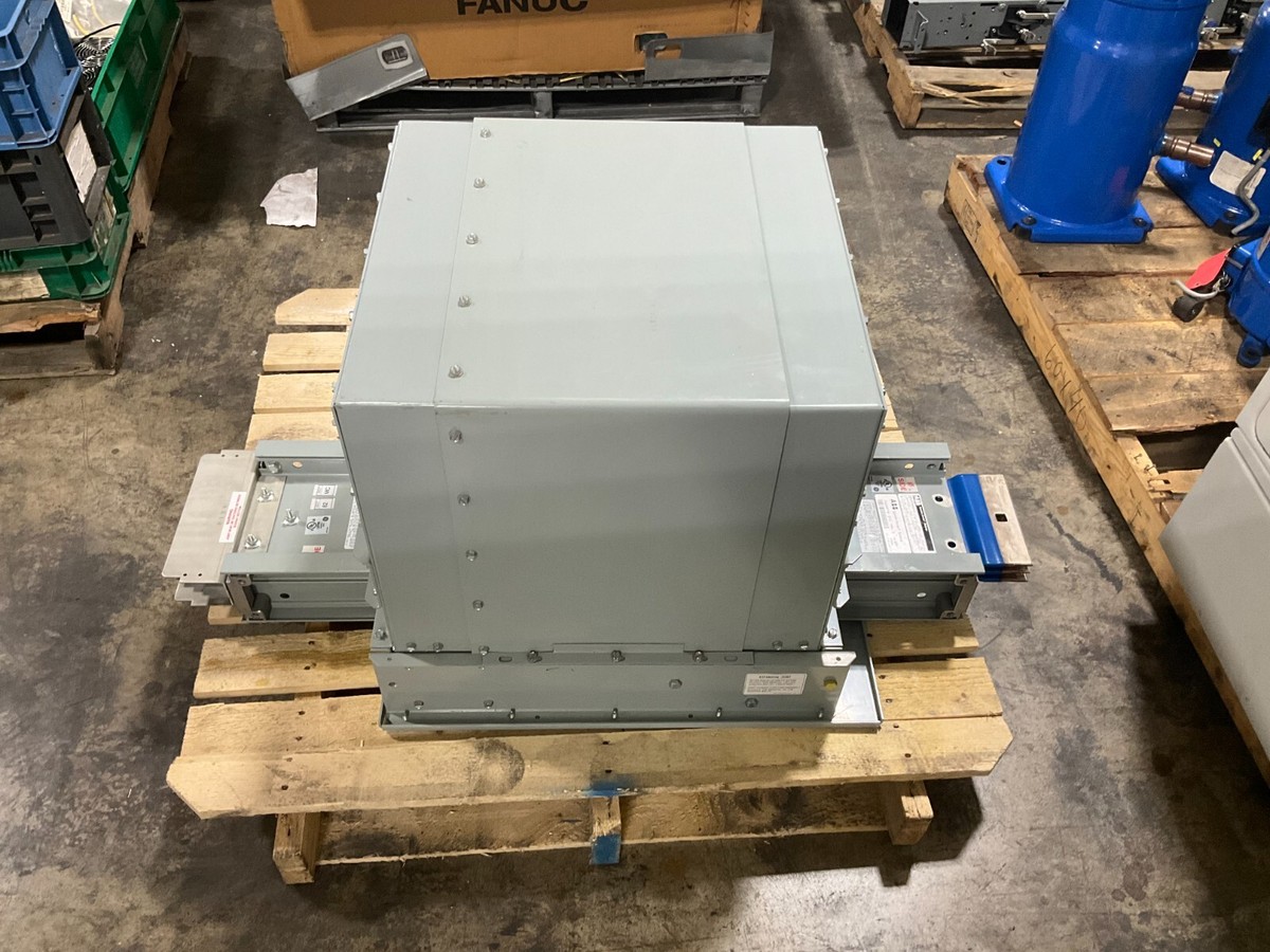 ABB EHGAAACAACDZZZZ 1600 Amp 600 V 3 Ph 3 W Busway Spectra
