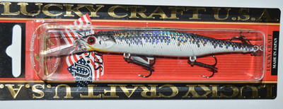 lucky craft lightning pointer 110dd 4.5'' 1/2oz suspending jerkbait crack black