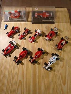Lot de formule1 spécial Ferrari "collection Altaya" 1/43 et Autres - Photo 1/4