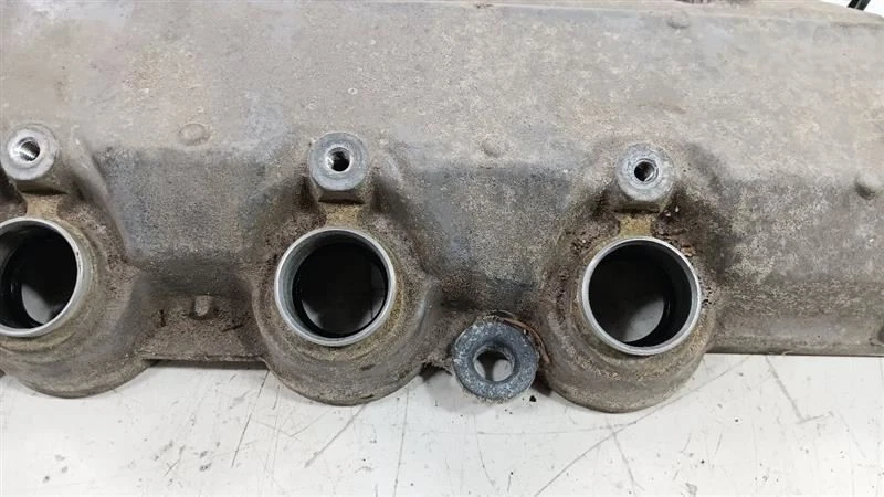 Honda Insight Engine Cylinder Head Valve Cover 2010 2011 2012 2013 - Image 2 of 4