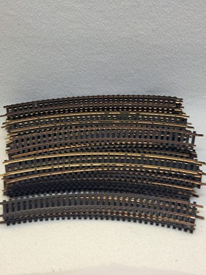 Forty-Four Atlas H.O. 18''R Snap Track Brass Curves VGUC