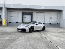 2022 Porsche 911 CARRERA