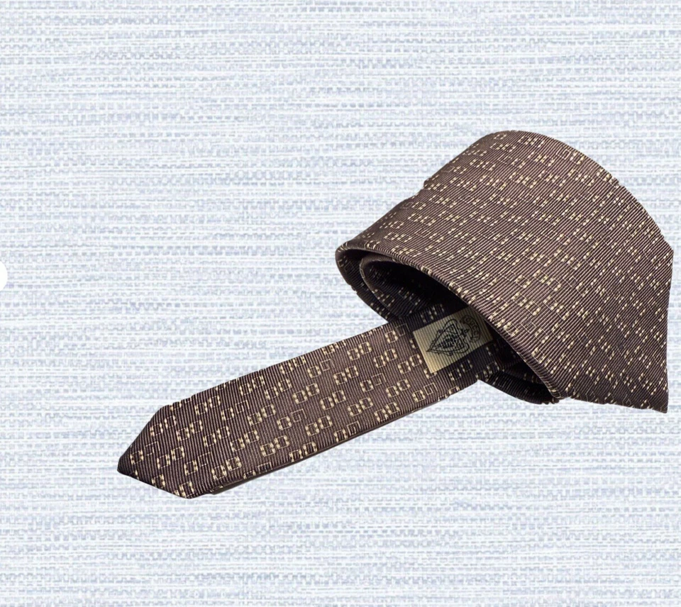 Corbata de seda Gucci Italia vintage años 90 marrón y dorado patrón GG Foto 3 de 4