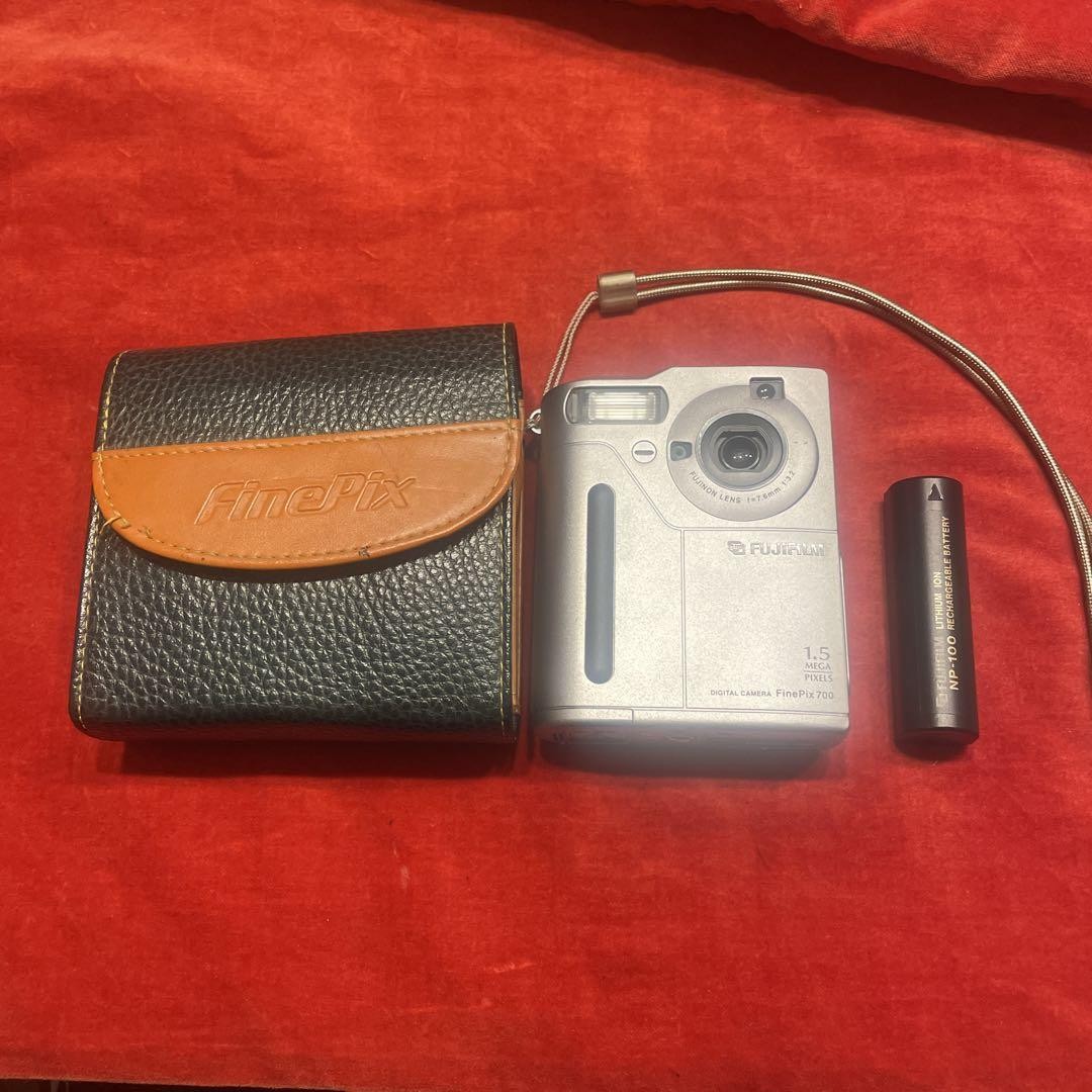 【C6489】FUJIFILM FINEPIX 700 デジタルカメラ FUJIFILM Fuji FinePix 700 Digital Camera 1.5MP Limited