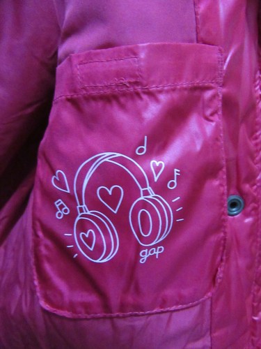GAP KIDS GIRLS WINTER COAT HOODED QUILTED DOWN FILL MAGENTA SIZE XL (12) - Picture 4 of 4