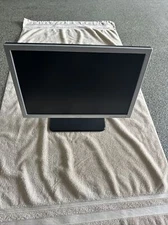 Dell LCD Monitor 19"