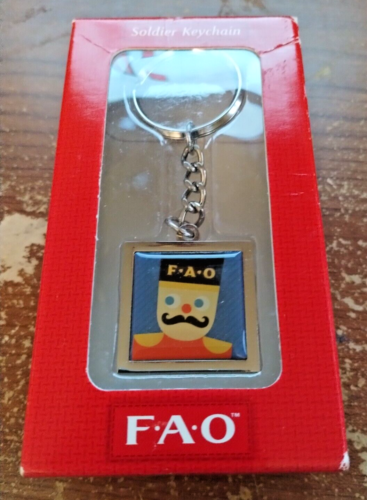 RARE 2011 FAO SCHWARZ SOLDIER KEY CHAIN KEYCHAIN NEW IN BOX - Picture 1 of 2