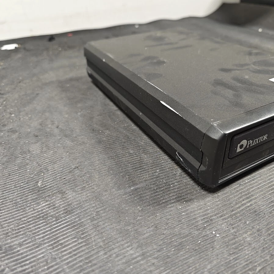 Plextor PX-810UF DVD/CD Rewritable Drive - Parts/Repair - Image 3 of 4