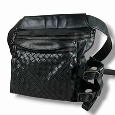 Bottega Veneta Intrecciato Leather Belt Bag Black Y2K Crossbody Waist Bag ZIP