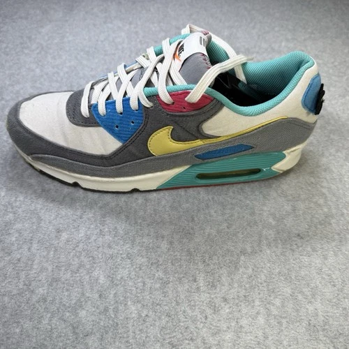 Nike Air Max 90 “Siempre Familia” (DM8171-001) Sz 11.5