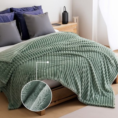 260GSM Bed Blanket With Chunky Corduroy Twin Size Green - Cozy Comfort