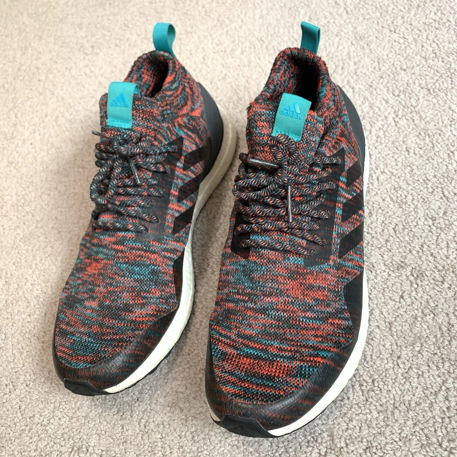 Scarpe sneakers da corsa Adidas Ultra Boost Mid da uomo taglia 11 5 grigie multicolore