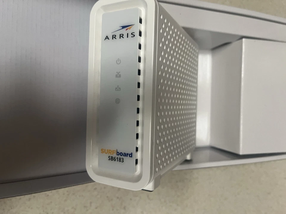 SURFboard SB6183 DOCSIS 3.0 Cable Modem Max Speed 686 Mbps for Cox Spectrum X... - Image 3 of 4