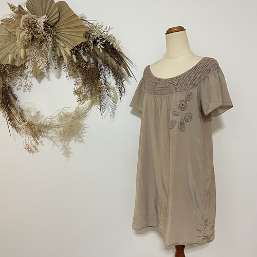Max Mara Womans Silk Blend Beige Floral Embroidered Tunic Shirt Size 8 Designer - Picture 5 of 10