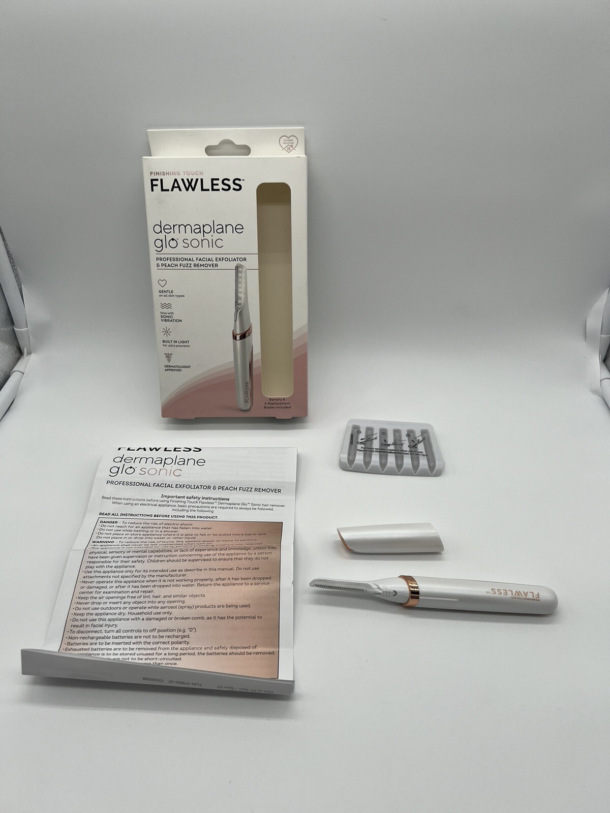 Dermaplane Glo Sonic Lighted Facial Exfoliator, Electric Vibrating Dermaplane