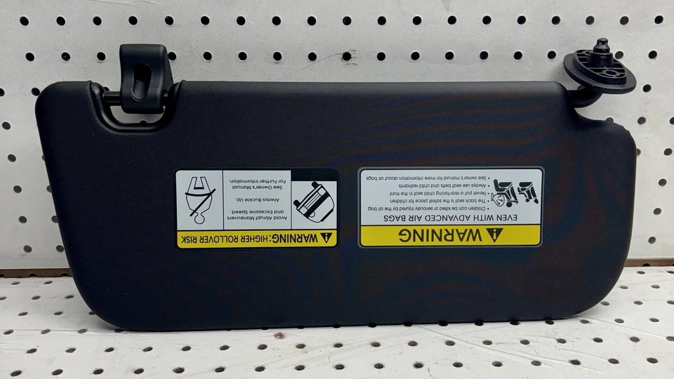 Parasol iluminado del lado del conductor Kia Soul 14-19 2014 Foto 3 de 3