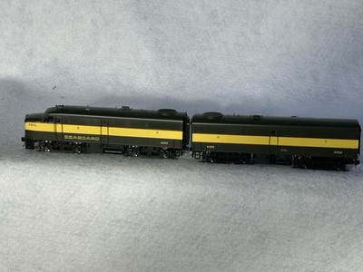 Nice Proto 2000 FA -2 A/B Seaboard Air Line  RR HO Locomotives  (Incorrect Box)