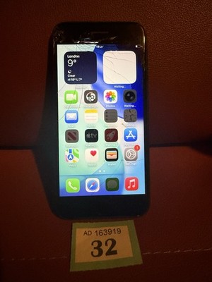 iPhone SE (2. Generation, 2020) 64gb entsperrt