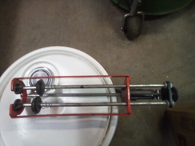 2 Sealant Epoxy Gun Reg Design No. 1023572 Made In England