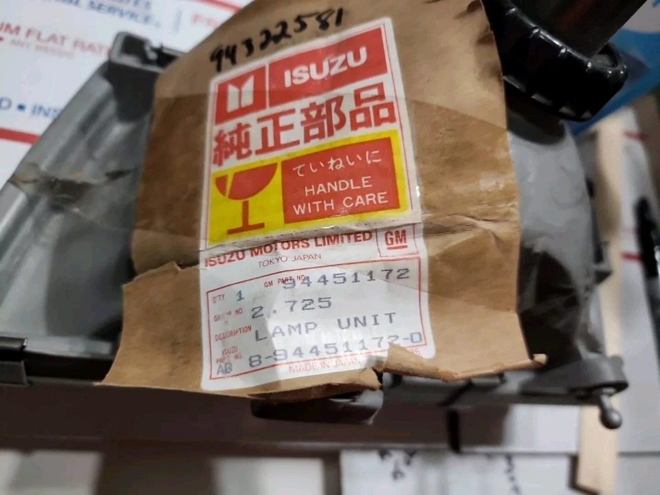 Faro delantero derecho ISUZU I-MARK CHEVY GEO SPECTRUM 1987-89 94451172 Foto 3 de 4