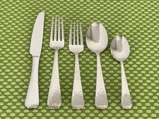 Mikasa HAMMERED OPULENT Stainless 18/10 Glossy NEW Flatware Smart Choice B51N