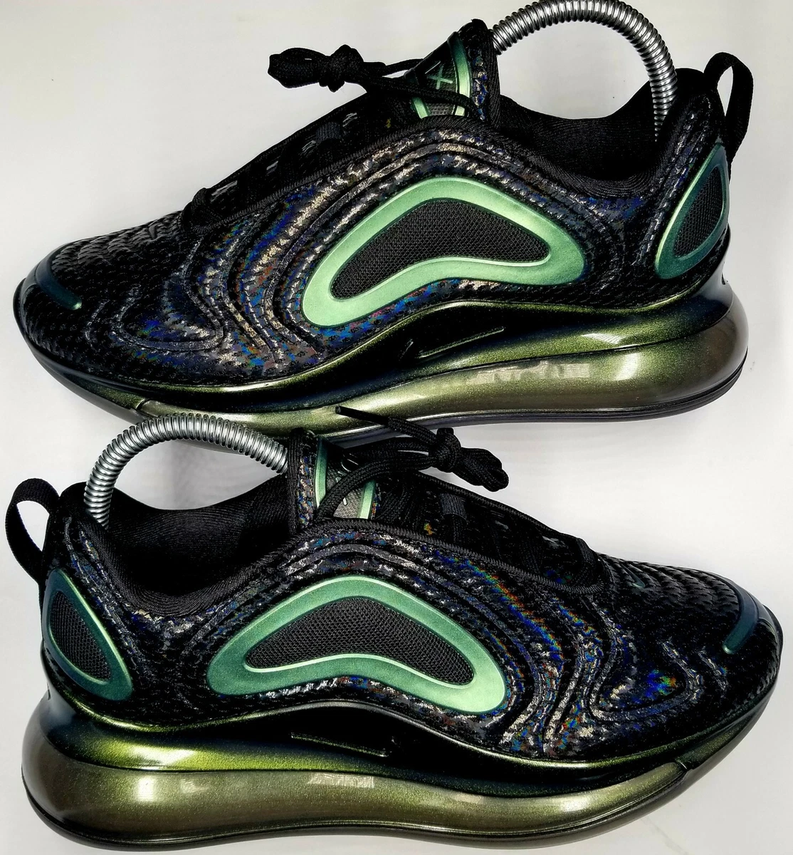 Air max shop 720 throwback future