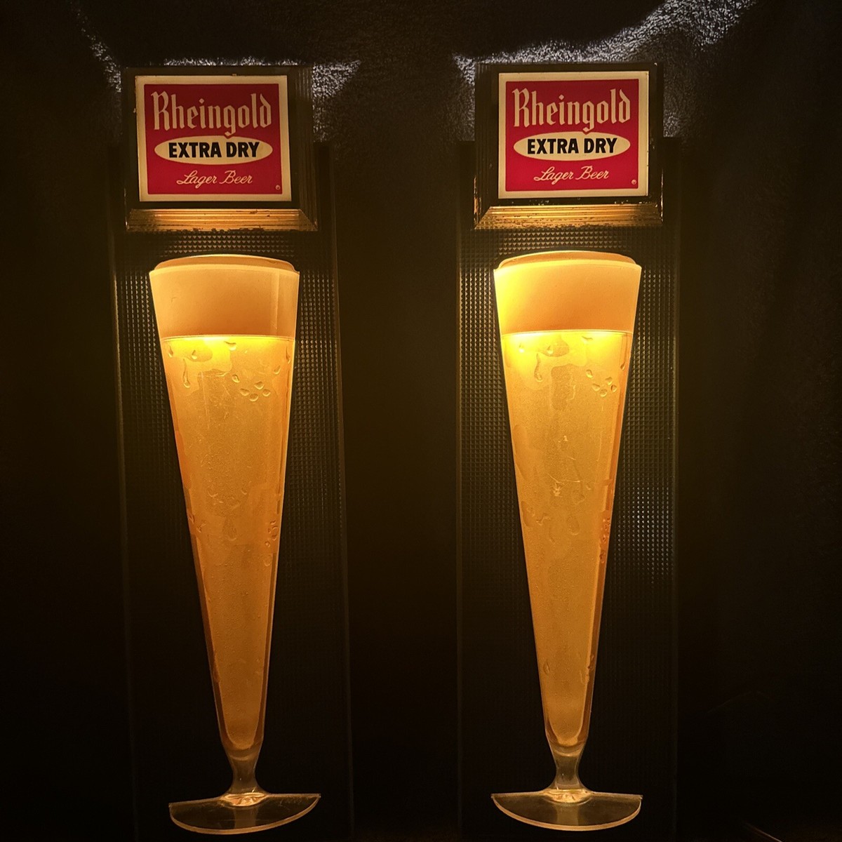 TWO VINTAGE RHEINGOLD EXTRA DRY LAGER BEER LIGHT UP PILSNER 