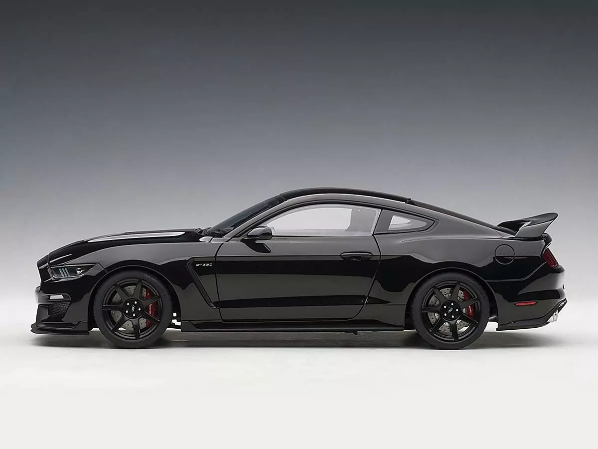 AUTOart FORD SHELBY 350R Shadow Black-