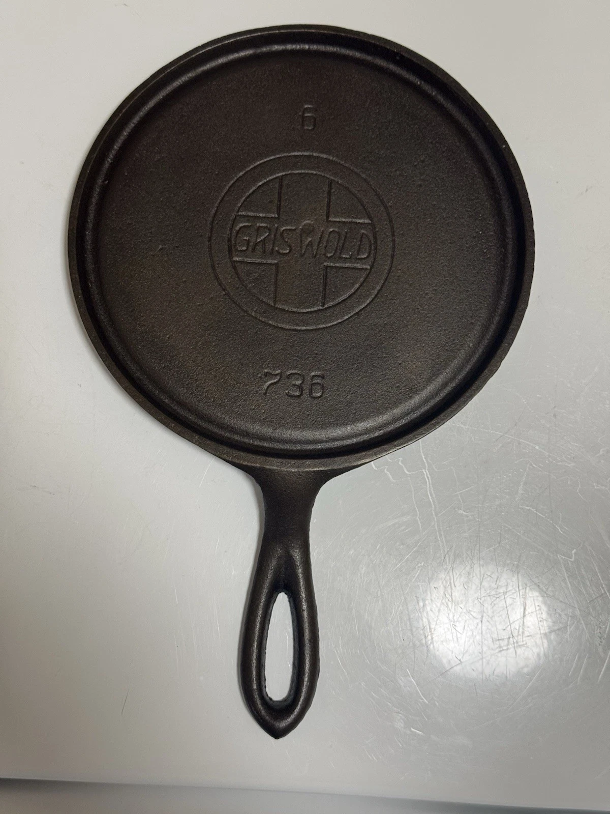 Griswold No. 6 Slant Logo Round Griddle – Pattern No. 736 No Erie- HTF
Opens in a new window or tab