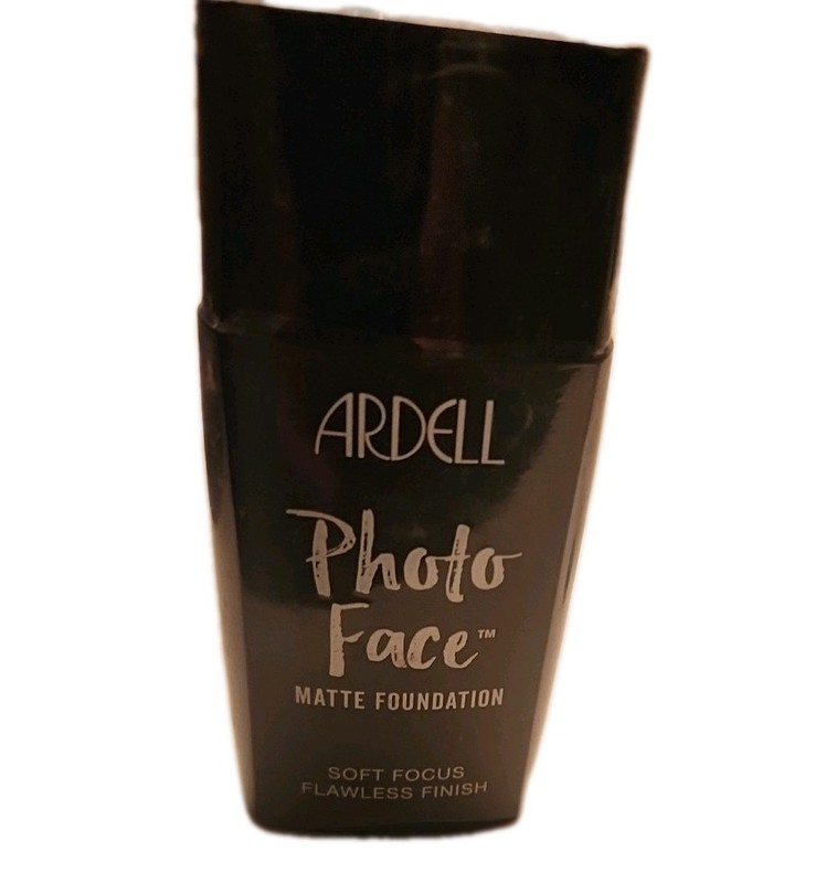Ardell Photo Face Matte Foundation  5.0 Med Soft Flawless Finish