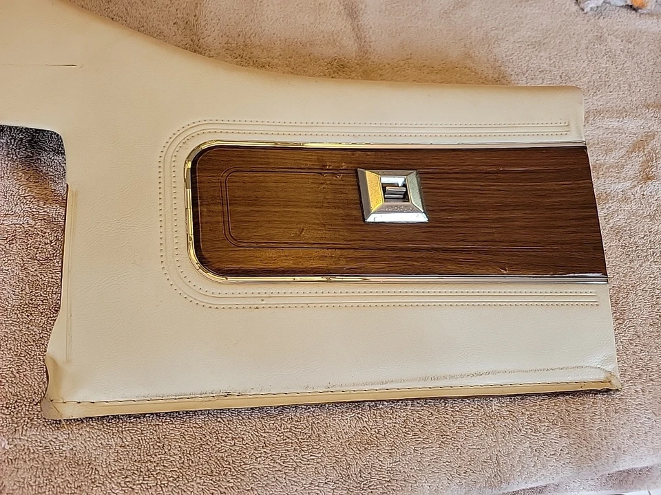 Panel lateral interior trasero convertible Oldsmobile Cutlass Supreme 442 70-72 LH fabricante de equipos originales Foto 3 de 4
