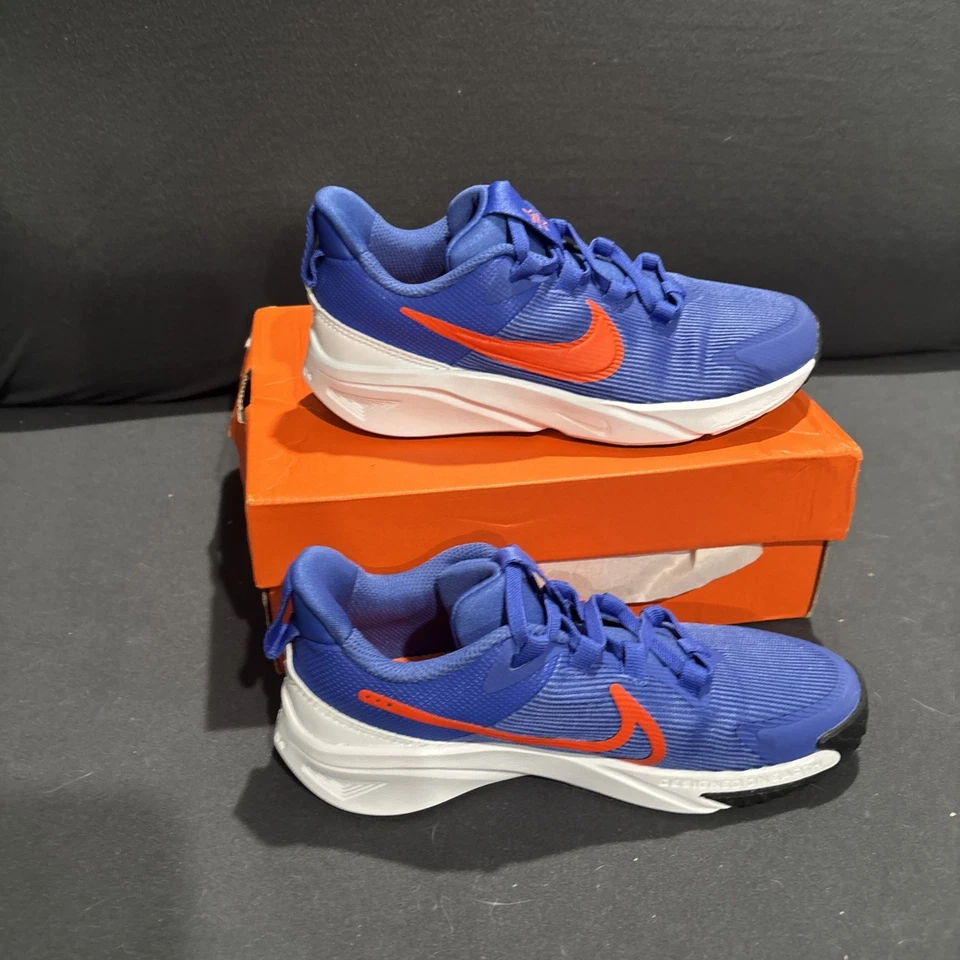 Nike Star Runner 4 NN (PS) Niños Zapatos DX7614 001 Azul/Blanco Talla 2.5Y Nuevos con Caja Foto 2 de 4