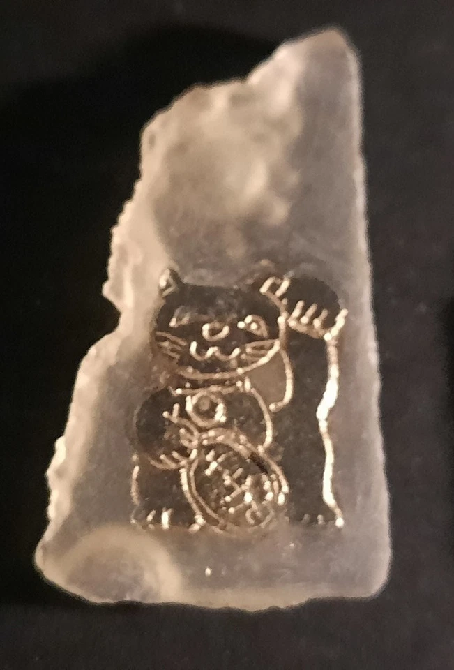 BIJOUX LIBYAN GLASS 8 TRANCHES GRAVEES HELLO KITTY ET DOREES - Photo 3/4