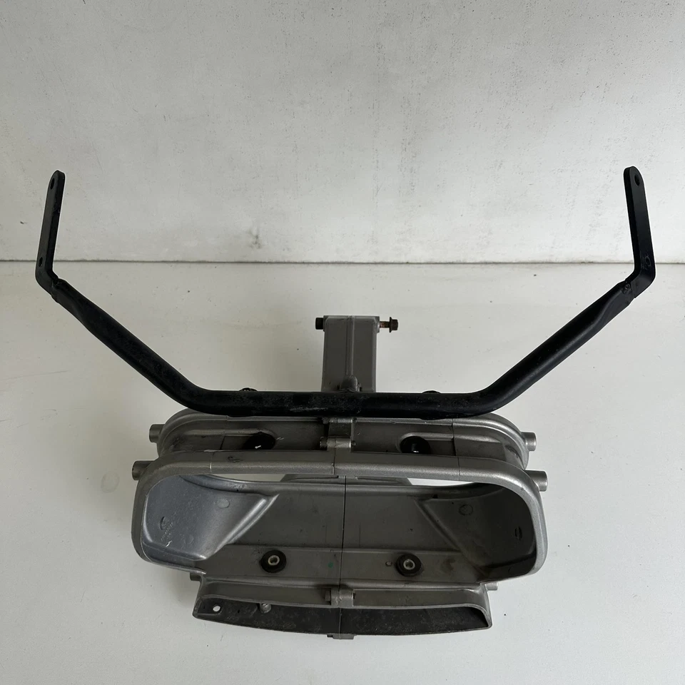 Ducati ST4S 2005 Faro delantero lámpara soporte soporte soporte marco de estancia Foto 2 de 4