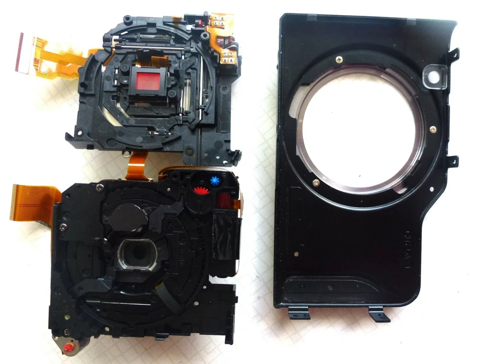 Casio Exilim EX-H15 Frontabdeckung und (defektes) Objektiv als Ersatzteilspender - Bild 2 von 3