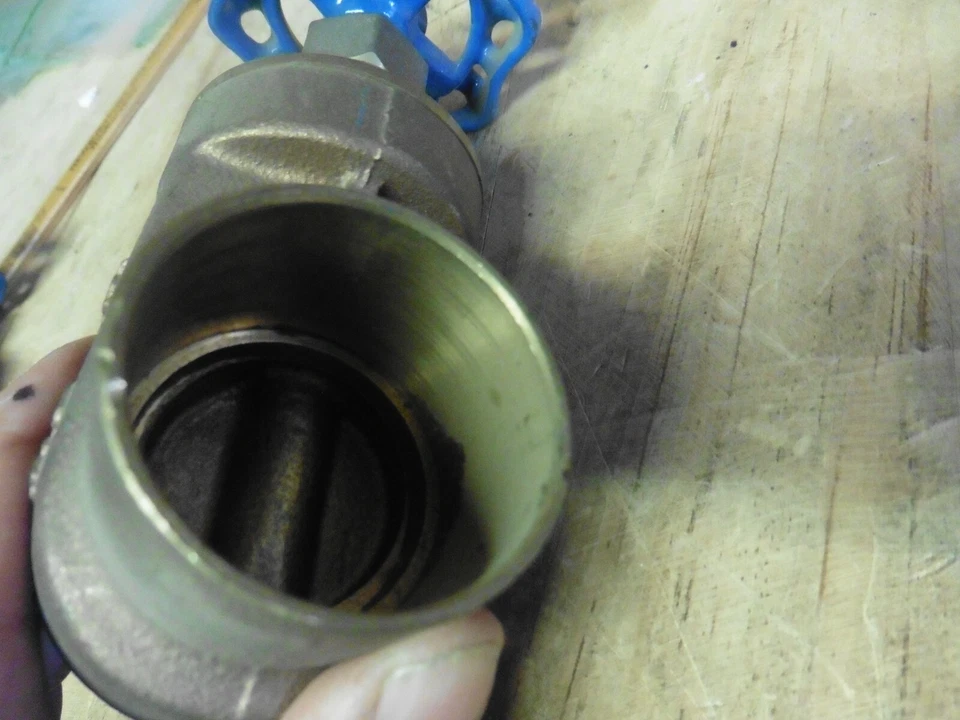 Nibco T29 1 1/2 Non-Rising Bronze Gate Valve FNPT 1-1/2" New 200 wog - Image 2 of 4