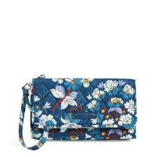 Vera Bradley RFID Smartphone Wristlet in Floral Bursts