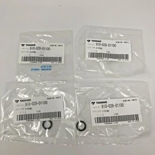 Lot of 4 NEW Tadano 910-028-01100 O-Ring Genuine Parts