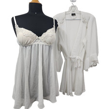 Seductive Wear by Cinema Etoile Robe and Chemise Set White Lingerie Lace Flutter