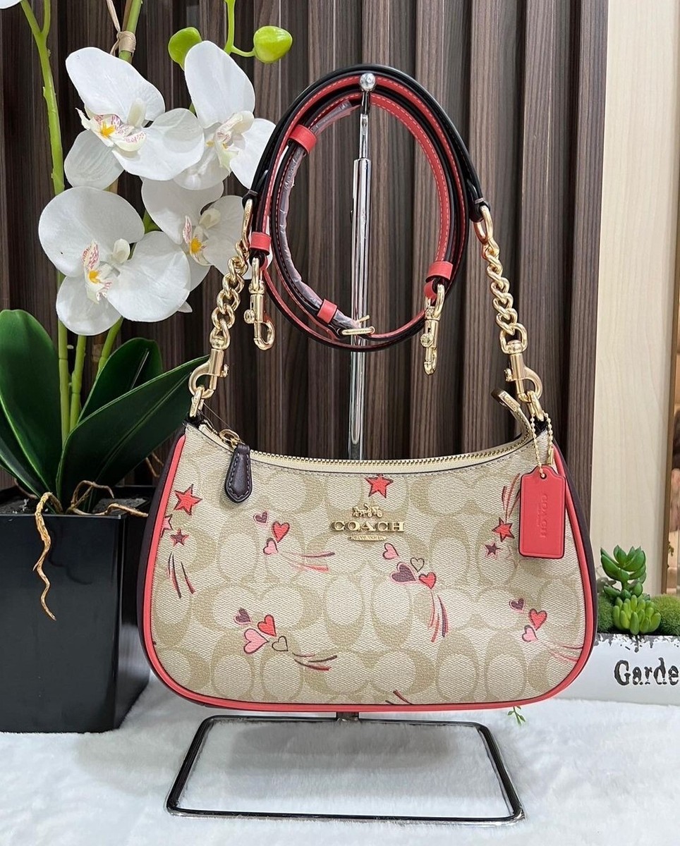 NWT Coach Teri Shoulder Bag In Signature Canvas With Heart And  