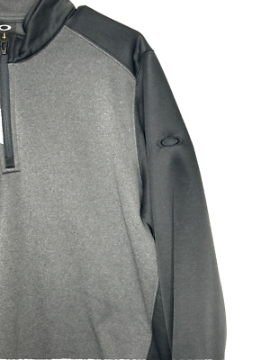 Oakley Men Size M Regular Fit Black Gray 1/4 Zip Polyester